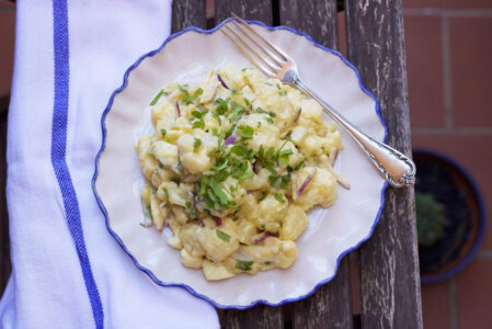 Coliflor con patata (ensalada).